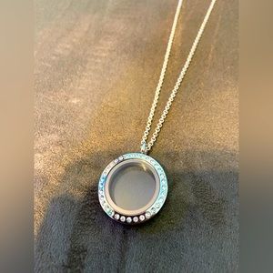 Origami Owl Magnetic Locket